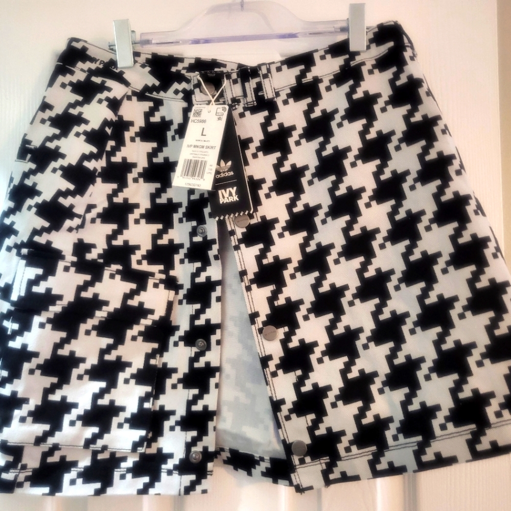 Adidas x IVY PARK Houndstooth Mini Cargo SKIRT Size Large Black/White New